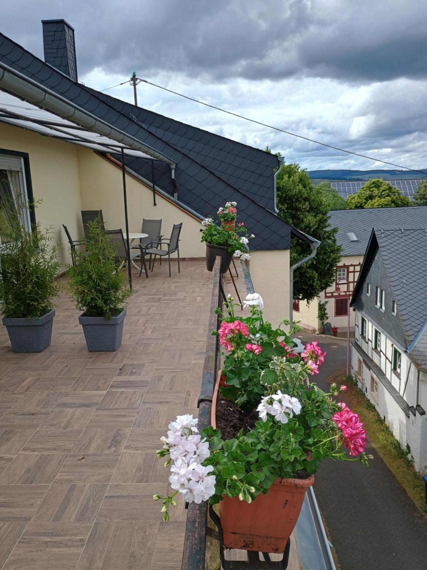 Gasthof Zur Grafschaft Veldenz Exteriér fotografie